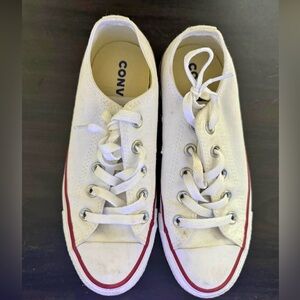 like new women’s converse